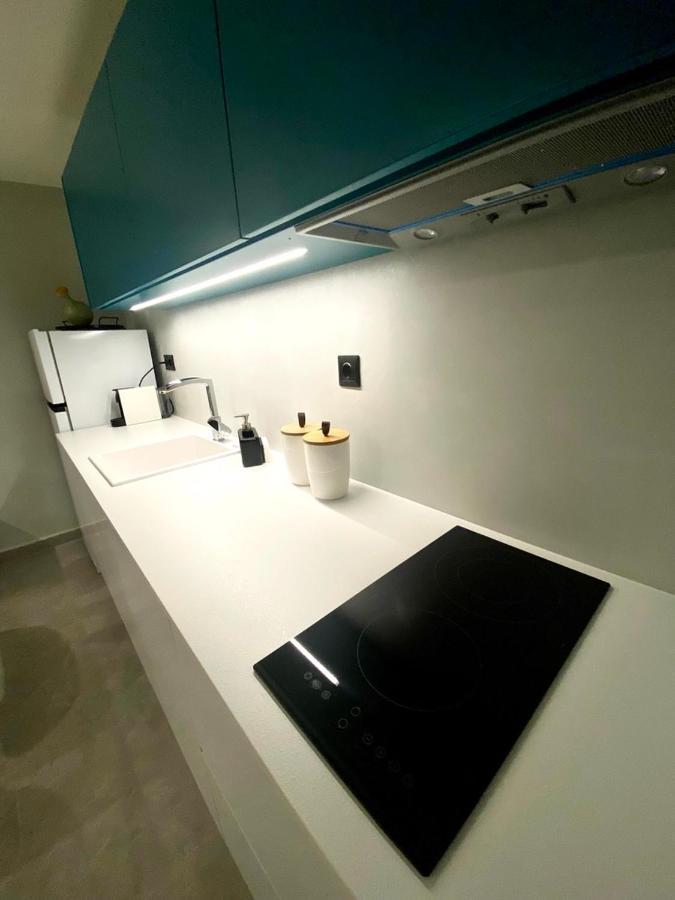 Vyron 2 Lusso Apartment Nea Michaniona Exterior photo